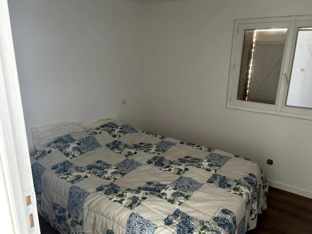 شقة Appartement Rdc A La Campagne Virac فرنسا